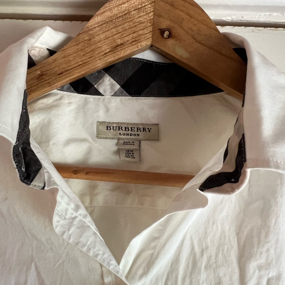 Burberry White Button Down